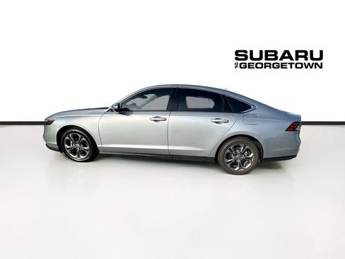 Used 2023 Honda Accord EX image 4