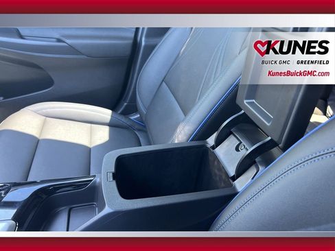 Used 2026 Buick Envista Sport Touring w/ Convenience I Package FWD image 30