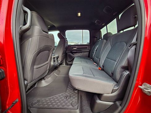 New 2026 RAM 1500 4x4 Crew Cab image 34