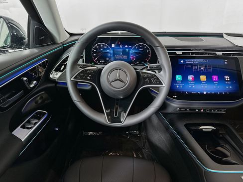 New 2026 Mercedes-Benz E 350 4MATIC Sedan image 23