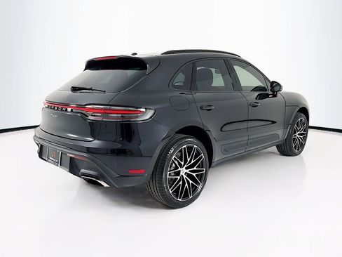 New 2026 Porsche Macan image 9
