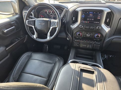 Used 2020 Chevrolet Silverado 1500 LT Trail Boss image 21