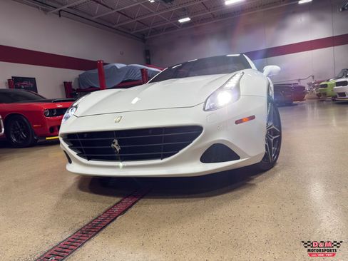 Used 2016 Ferrari California T image 62