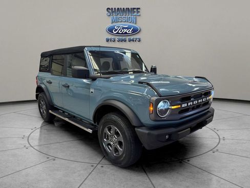 Used 2023 Ford Bronco Big Bend image 3