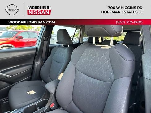 Used 2023 Toyota Corolla Cross LE AWD/4WD image 25
