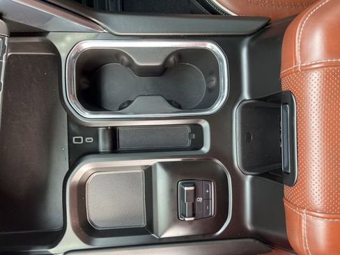 Used 2025 GMC Sierra 2500 Denali Ultimate image 14