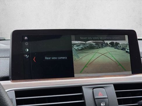 Used 2018 BMW 330i Sedan w/ Premium Package RWD image 22