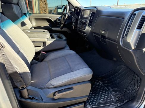 Used 2019 Chevrolet Silverado 1500 LT image 14
