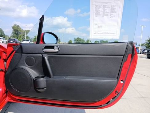 Used 2007 MAZDA MX-5 Miata Touring RWD image 18