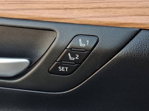 Used 2024 Toyota Grand Highlander Limited image 27