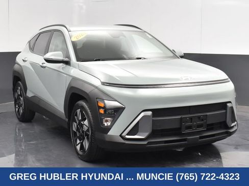 Used 2025 Hyundai Kona SEL FWD image 12