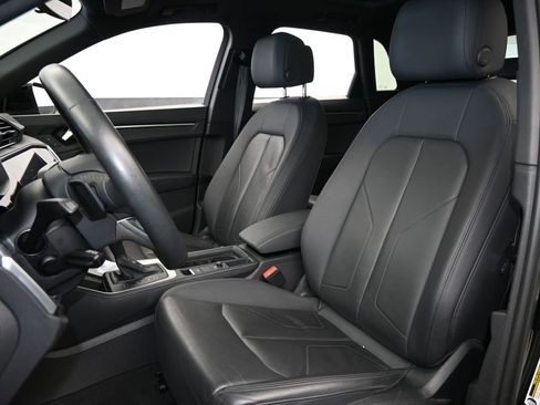 Used 2025 Audi Q3 2.0T Premium image 10