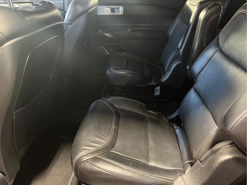 Used 2020 Ford Explorer ST w/ ST Street Pack image 11
