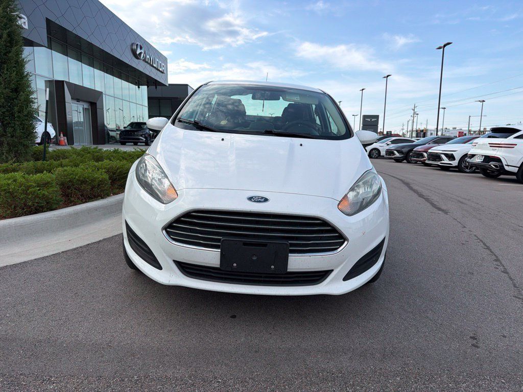 Used 2019 Ford Fiesta SE w/ Equipment Group 201A FWD image 1