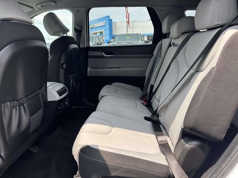 Used 2021 Hyundai Palisade SE FWD image 24