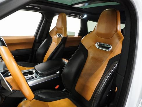 Used 2022 Land Rover Range Rover Sport SVR image 12
