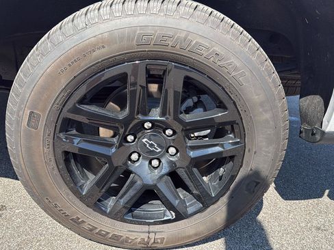 Used 2023 Chevrolet Silverado 1500 RST w/ Protection Package AWD/4WD image 16