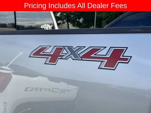 Used 2018 Chevrolet Colorado LT w/ LT Convenience Package AWD/4WD image 5
