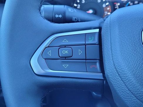 New 2026 Jeep Compass Latitude image 18