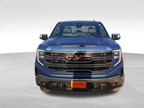 Certified 2024 GMC Sierra 1500 SLT image 12