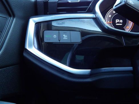 Used 2021 Audi Q3 2.0T Premium Plus w/ Premium Plus Package image 32