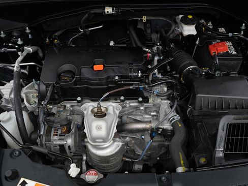 Used 2025 Honda HR-V Sport image 29