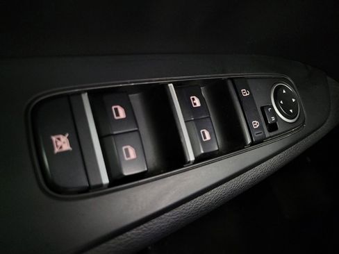 Used 2022 Kia Forte LXS image 27