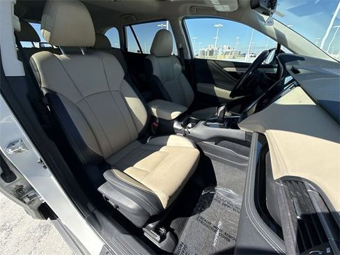 Used 2021 Subaru Outback Limited image 26