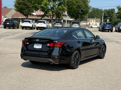 New 2026 Nissan Altima 2.5 SV w/ SV Special Edition Package FWD image 5