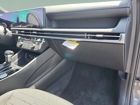 New 2026 Hyundai Santa Cruz SE FWD image 19