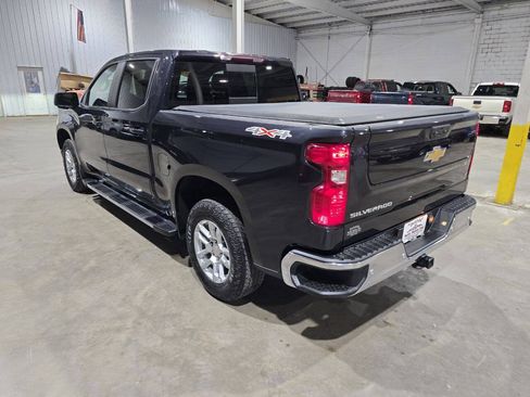 Used 2022 Chevrolet Silverado 1500 LT w/ Max Trailering Package AWD/4WD image 10