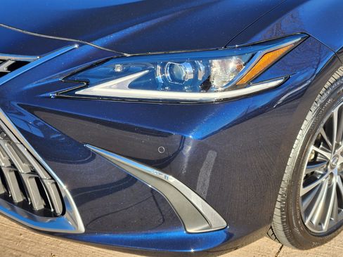 Certified 2025 Lexus ES 350 350 Premium Package image 6