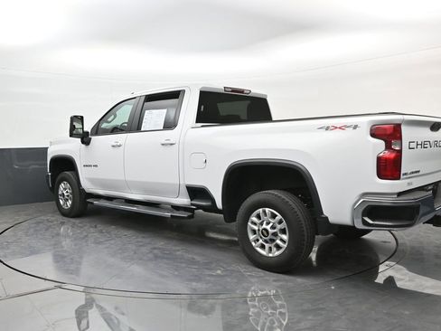 Used 2024 Chevrolet Silverado 2500 LT w/ Convenience Package AWD/4WD image 5