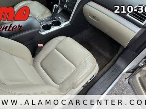 Used 2015 Ford Explorer XLT w/ Equipment Group 202B image 16