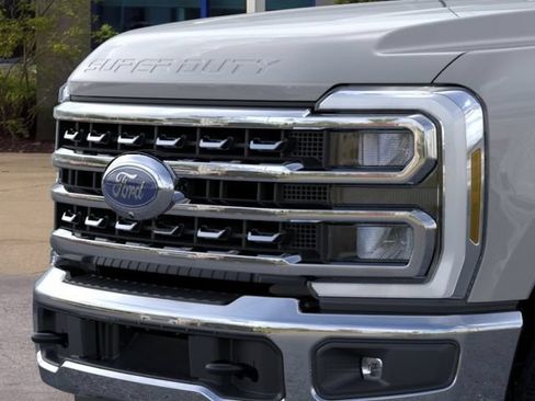 New 2026 Ford F350 XLT w/ XLT Premium Package AWD/4WD image 18