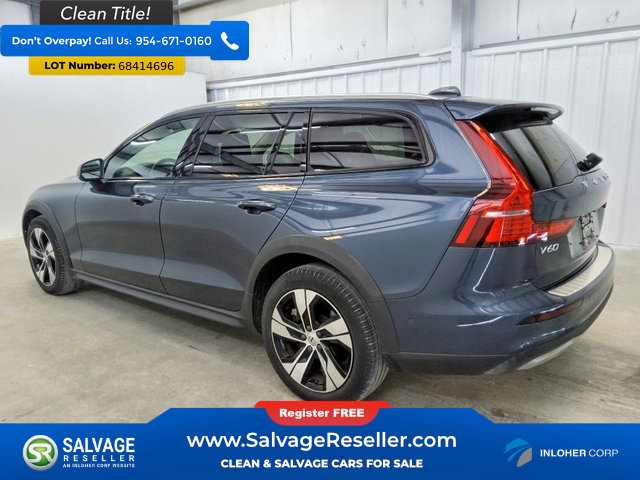 Used 2024 Volvo V60 B5 Cross Country Plus AWD/4WD image 3