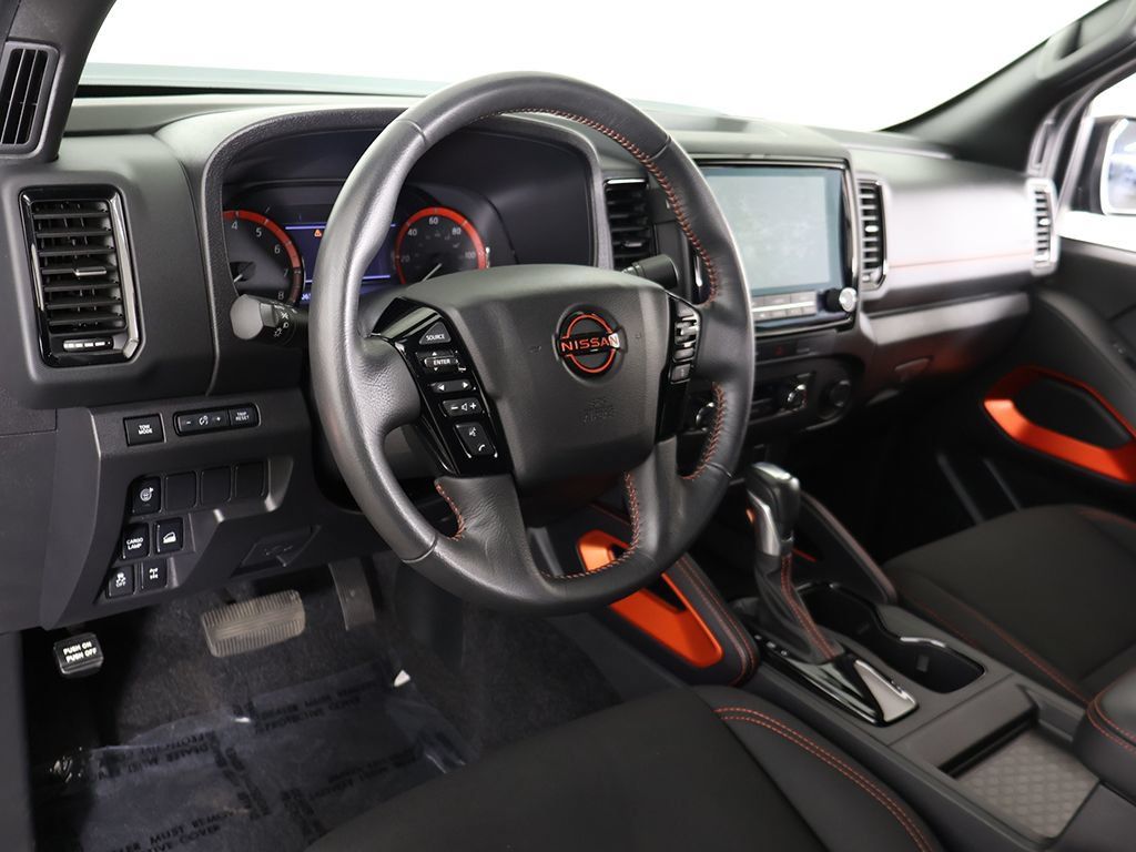 Used 2024 Nissan Frontier PRO-4X w/ Technology Package AWD/4WD image 26