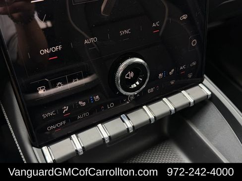 New 2026 GMC Terrain Denali w/ LPO, Floor Liner Package AWD/4WD image 17