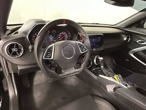 Used 2022 Chevrolet Camaro LT w/ Technology Package RWD image 13
