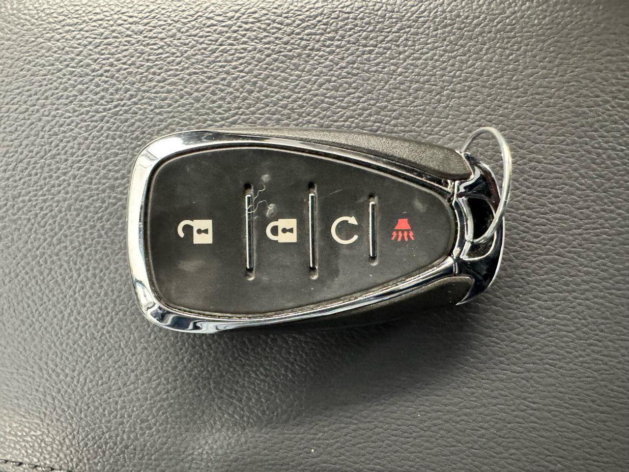Used 2020 Chevrolet Bolt LT FWD image 34