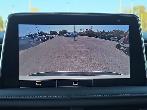 Used 2021 Chevrolet Tahoe Z71 image 22