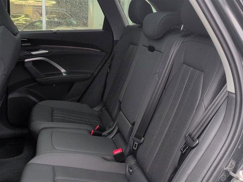 Used 2025 Audi Q5 Premium Plus w/ Premium Plus image 14