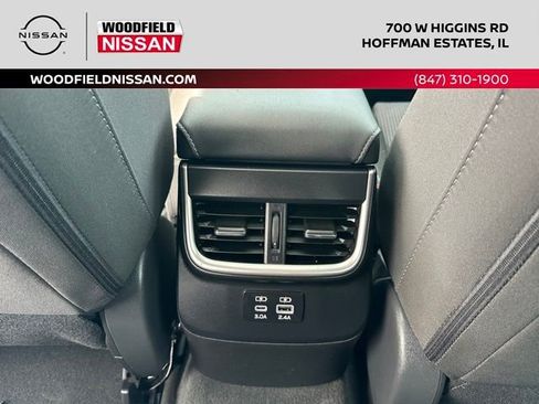 Used 2023 Subaru Legacy Premium AWD/4WD image 30