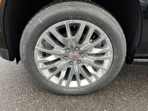 New 2026 GMC Yukon XL Denali w/ Sun & Power Step Package image 22