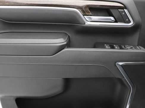 Used 2024 GMC Sierra 2500 SLE image 20