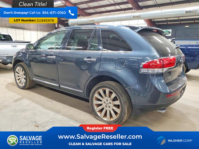 Used 2013 Lincoln MKX AWD image 3