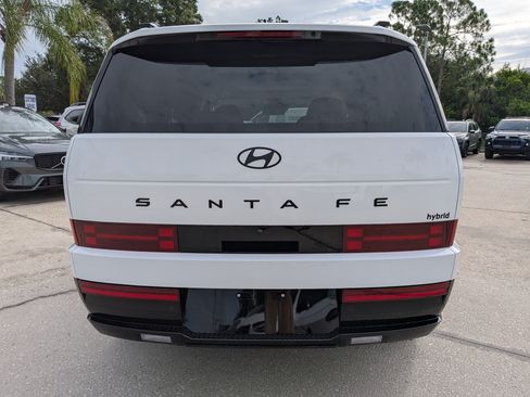 Used 2025 Hyundai Santa Fe Calligraphy FWD image 5