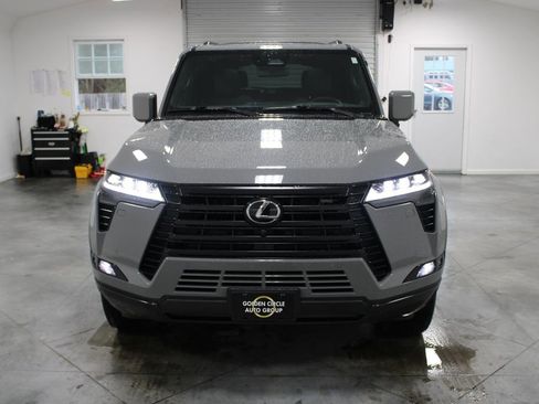 Used 2024 Lexus GX 550 550 Luxury image 3