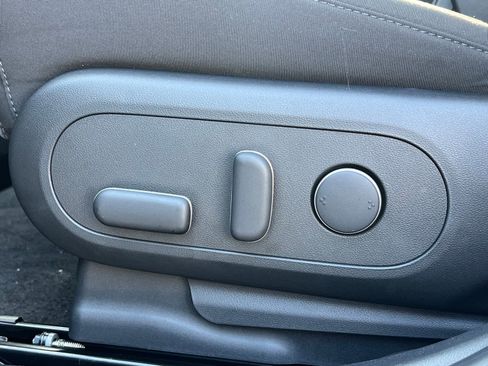 New 2026 Hyundai Ioniq 5 SE image 23