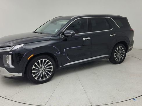Used 2024 Hyundai Palisade Calligraphy AWD/4WD image 3